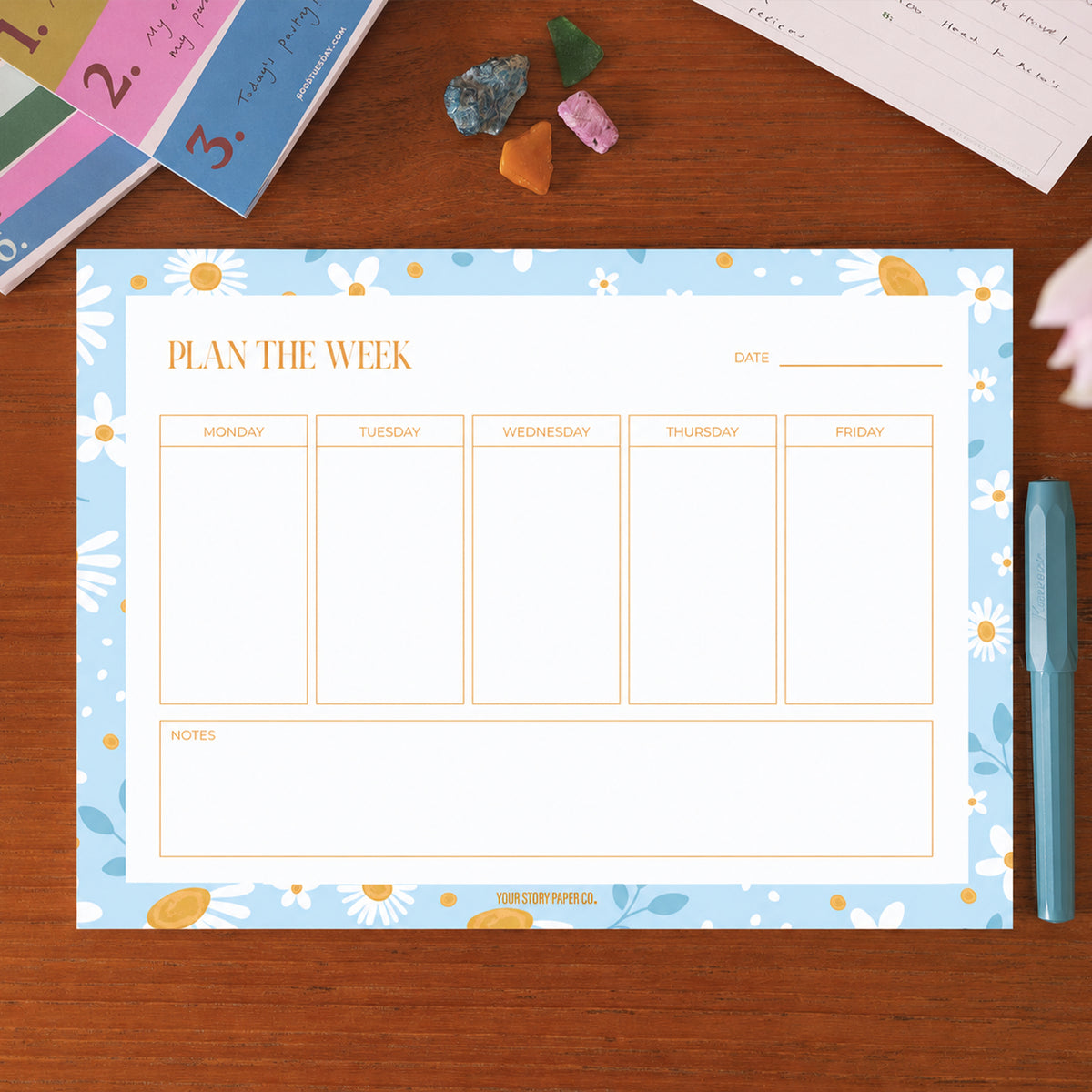 Bloom Weekly Desk Pad